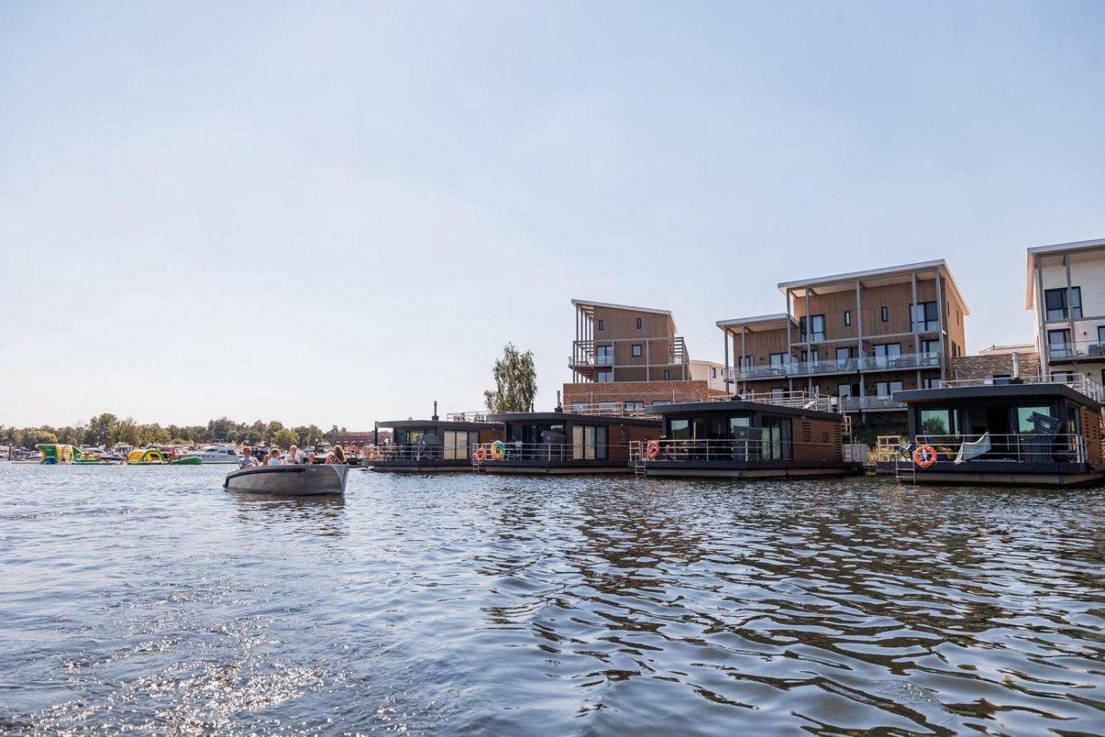 Vakantie & Resort Leukermeer 웰 외부 사진